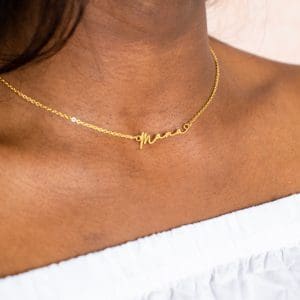 'Mama' Necklace