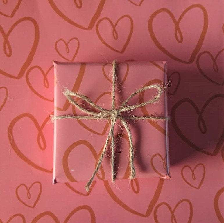 Luxury Greeting Card & Gift Wrap Set - Pink Hearts