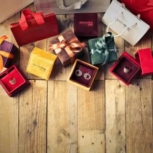 Engagement Presents