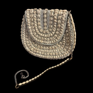 The Nubia Cowrie Grande