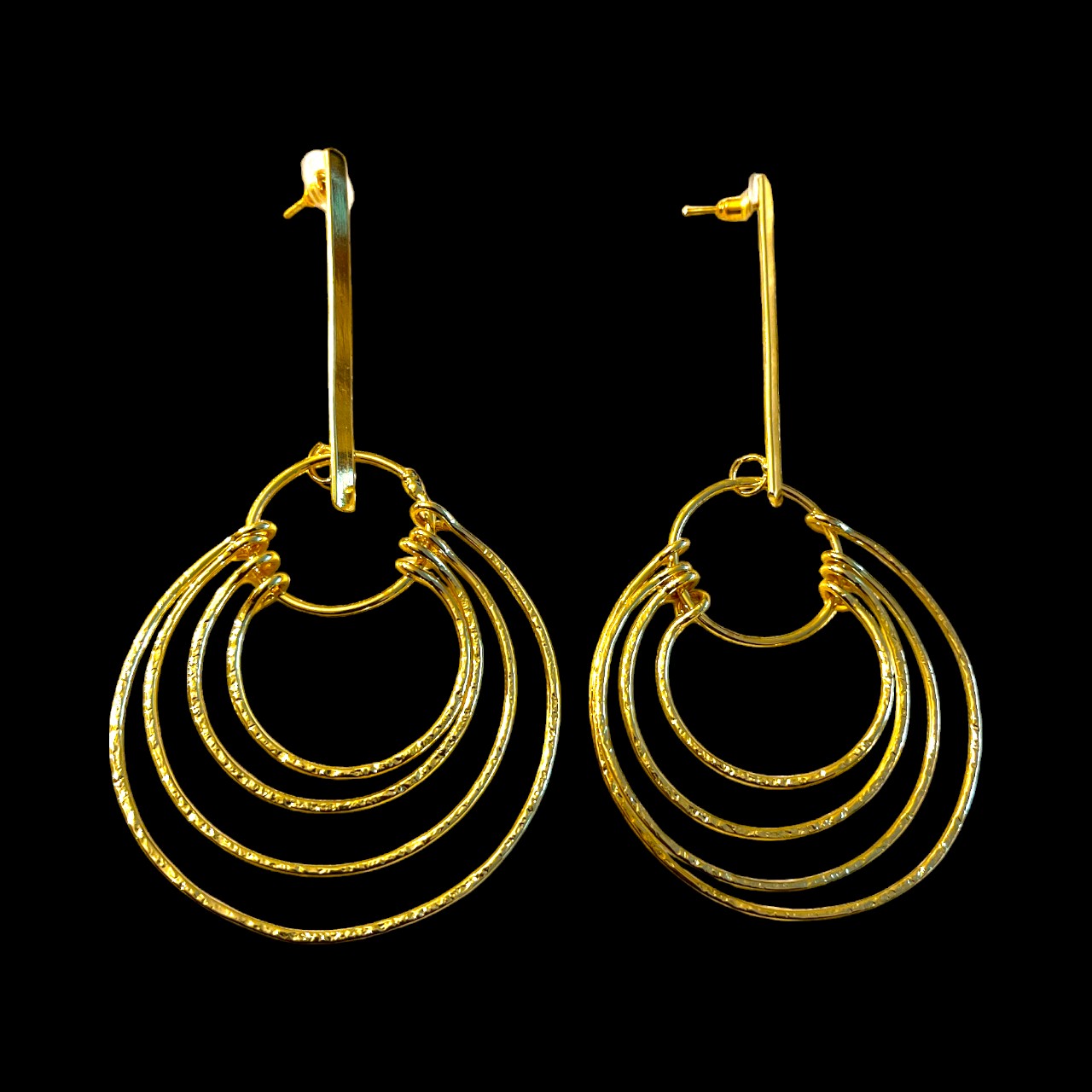 layeredhoops_420fcb24-de4f-42ee-b60a-2c58e60f25d9.jpg layeredhoops_420fcb24-de4f-42ee-b60a-2c58e60f25d9.jpg