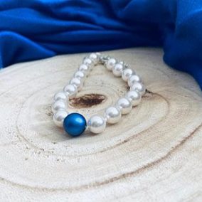 Swarovski Iridescent Dark Blue pearl bracelet